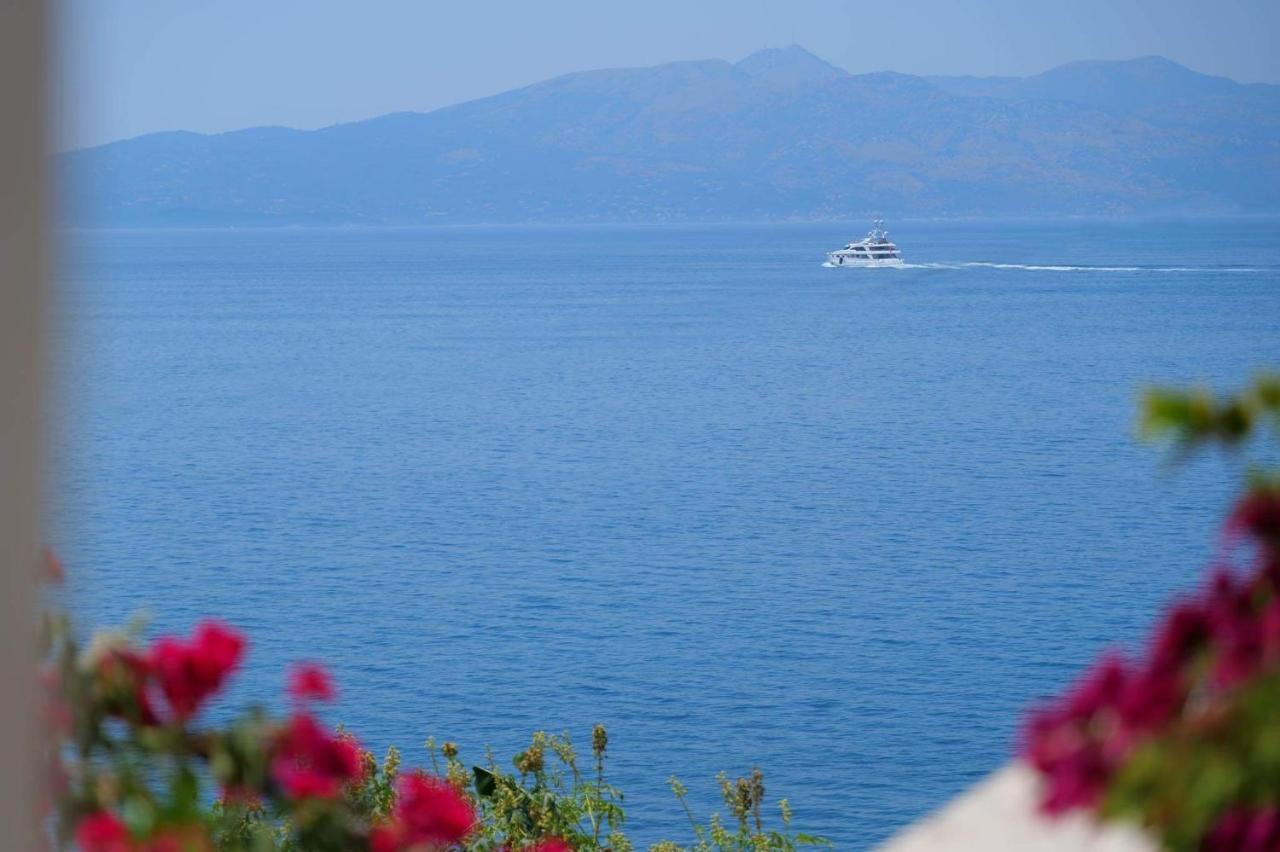 Hotel Erdano Sarande Luaran gambar