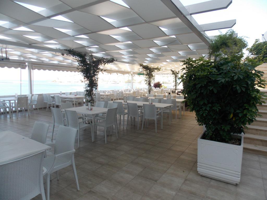 Hotel Erdano Sarande Luaran gambar