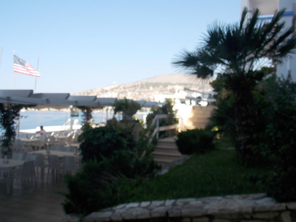 Hotel Erdano Sarande Luaran gambar